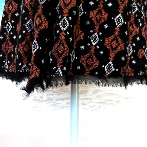 Torrid Babydoll Top Eyelash Fringe Bottom Size 0 - Picture 4 of 8